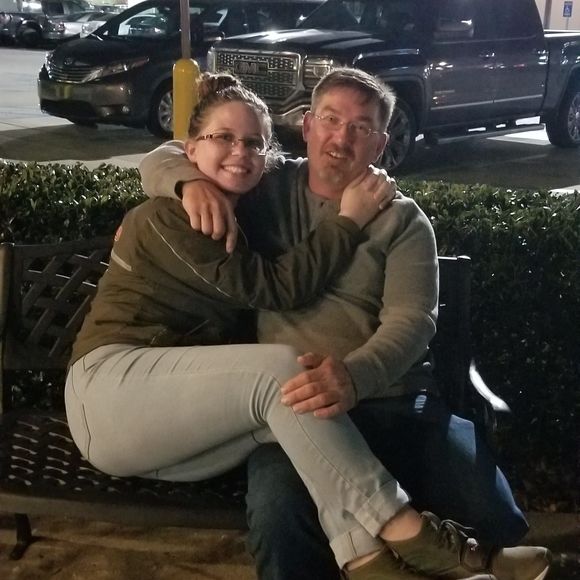 Meet your Posher, Katie - Picture 1 of 1